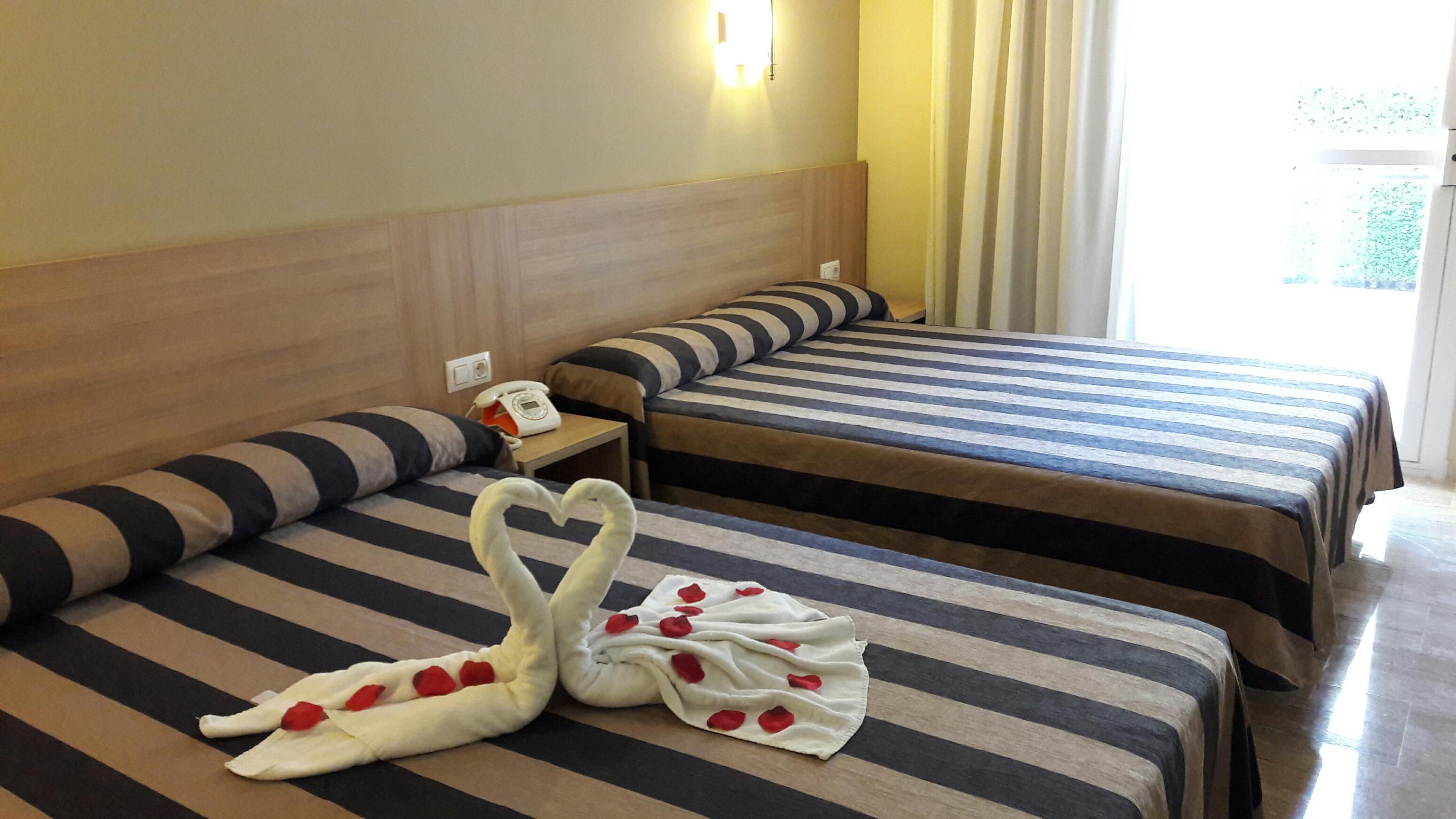 Cleopatra Spa Hotel โยเรตเดมาร์ ภายนอก รูปภาพ